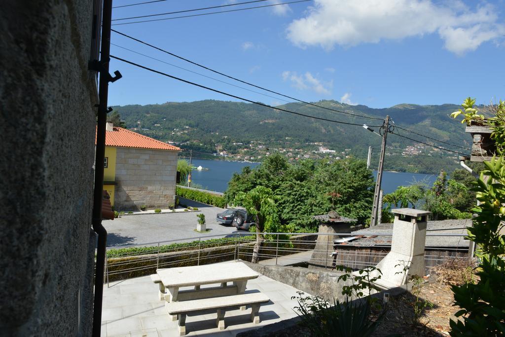 Al Vivenda Romantica Geres Exterior foto